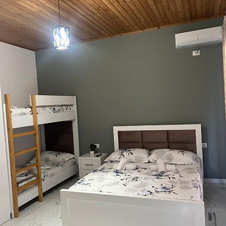 Vila Rafael Sarandë Buitenkant foto