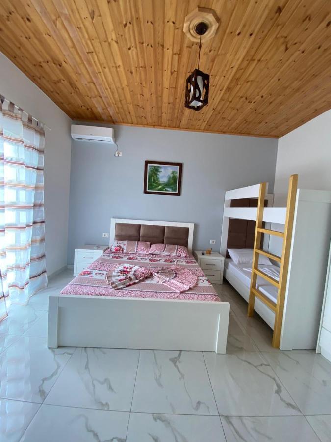 Vila Rafael Sarandë Buitenkant foto