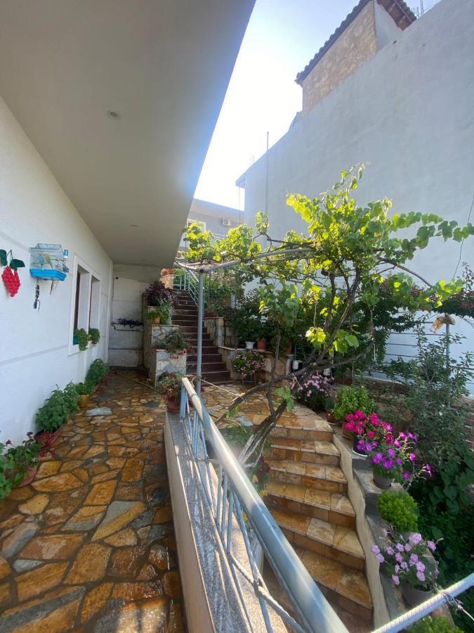 Vila Rafael Sarandë Buitenkant foto